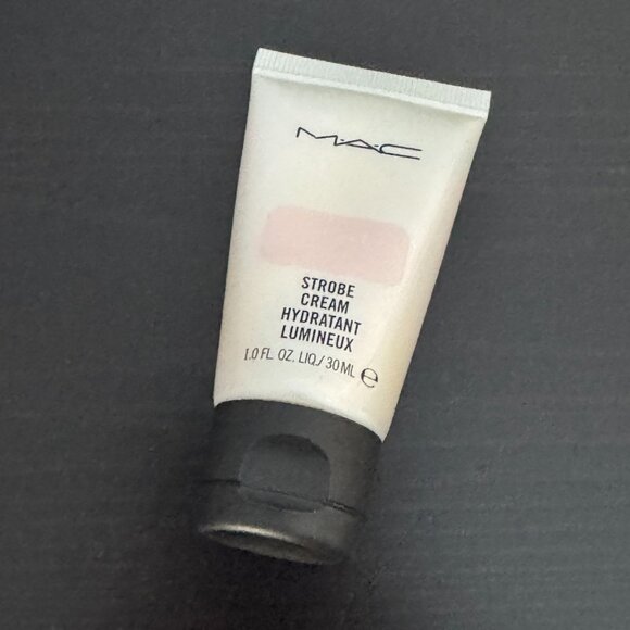 MAC Strobe Cream in Pinklite (Original Strobe Cream) - Picture 6 of 12